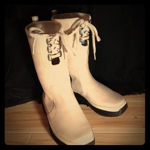 MBT Moonstruck Boots